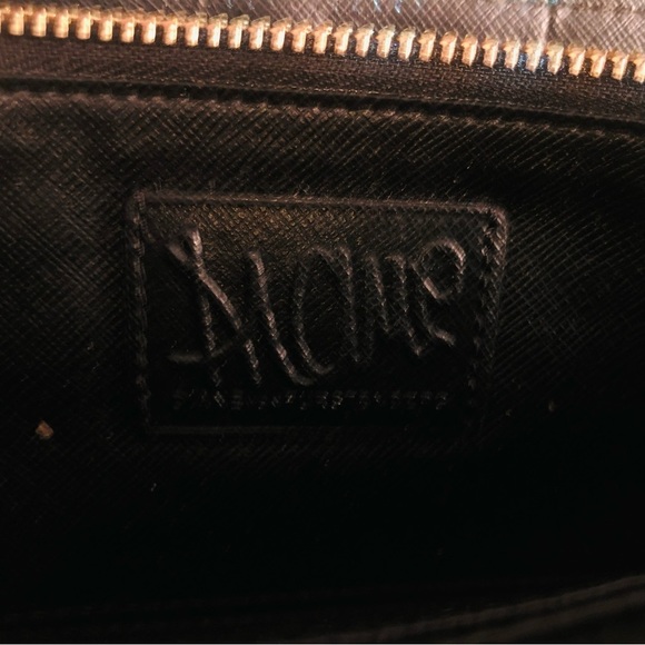 DIANE by Diane Bon Furstenberg DVF animal print zip wallet fits mobile - Picture 8 of 9